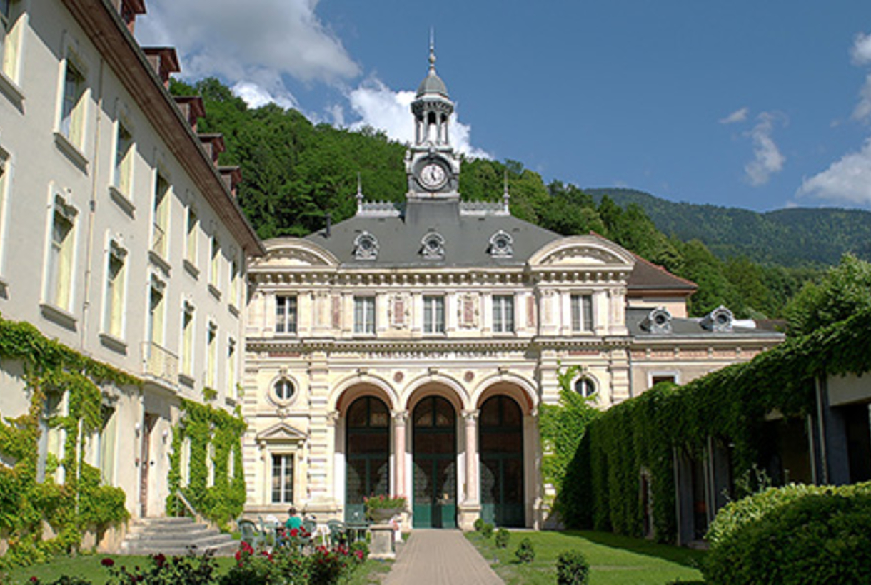 Uriage Therpeutic Thermal Center